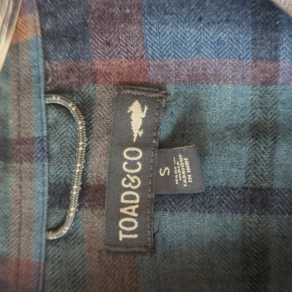 Toad & Co. Re-Form Eco-friendly Plaid Shirt - Picture 2 of 5